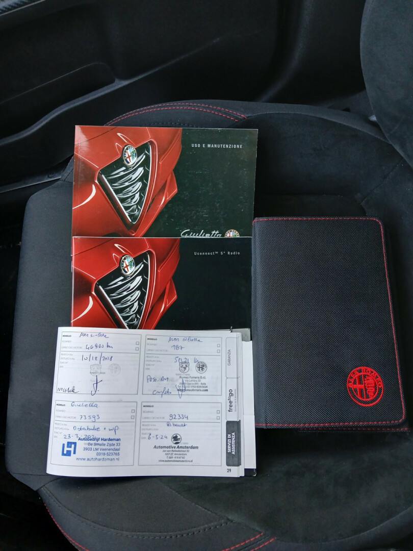 Alfa Romeo-Giulietta-13